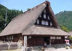 五箇山村上家　富山県観光タクシー